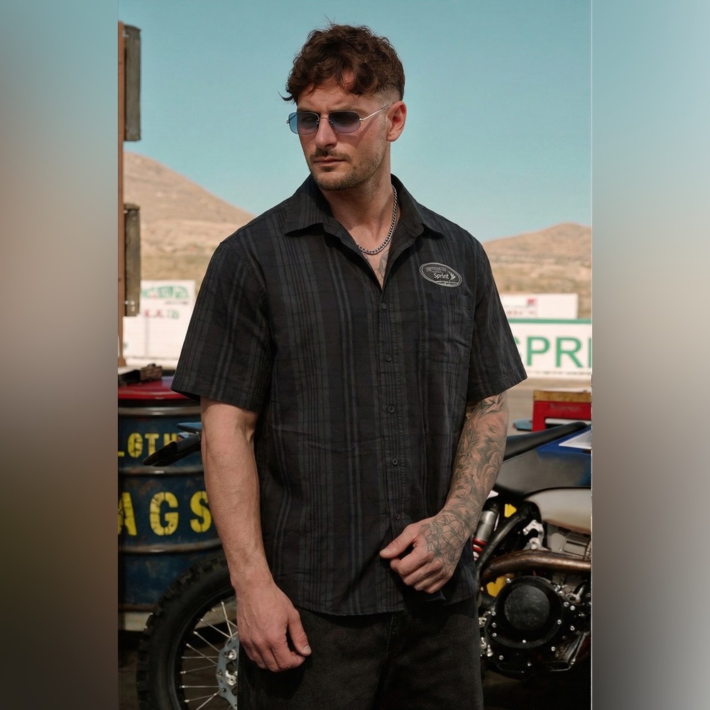Nascar Button Down Mens XL Black on Black Plaid Sprint Cup Series Short Sleeve